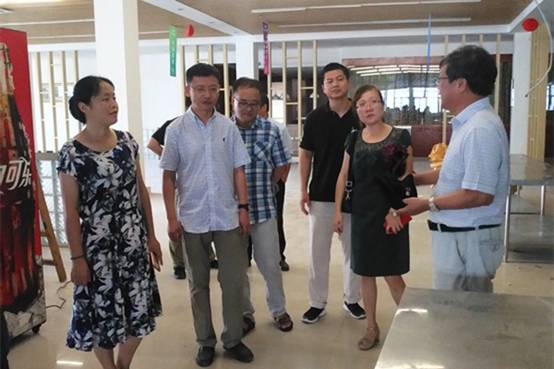 BB47874977F0AB7745647F8CBA0EF3FF_副本